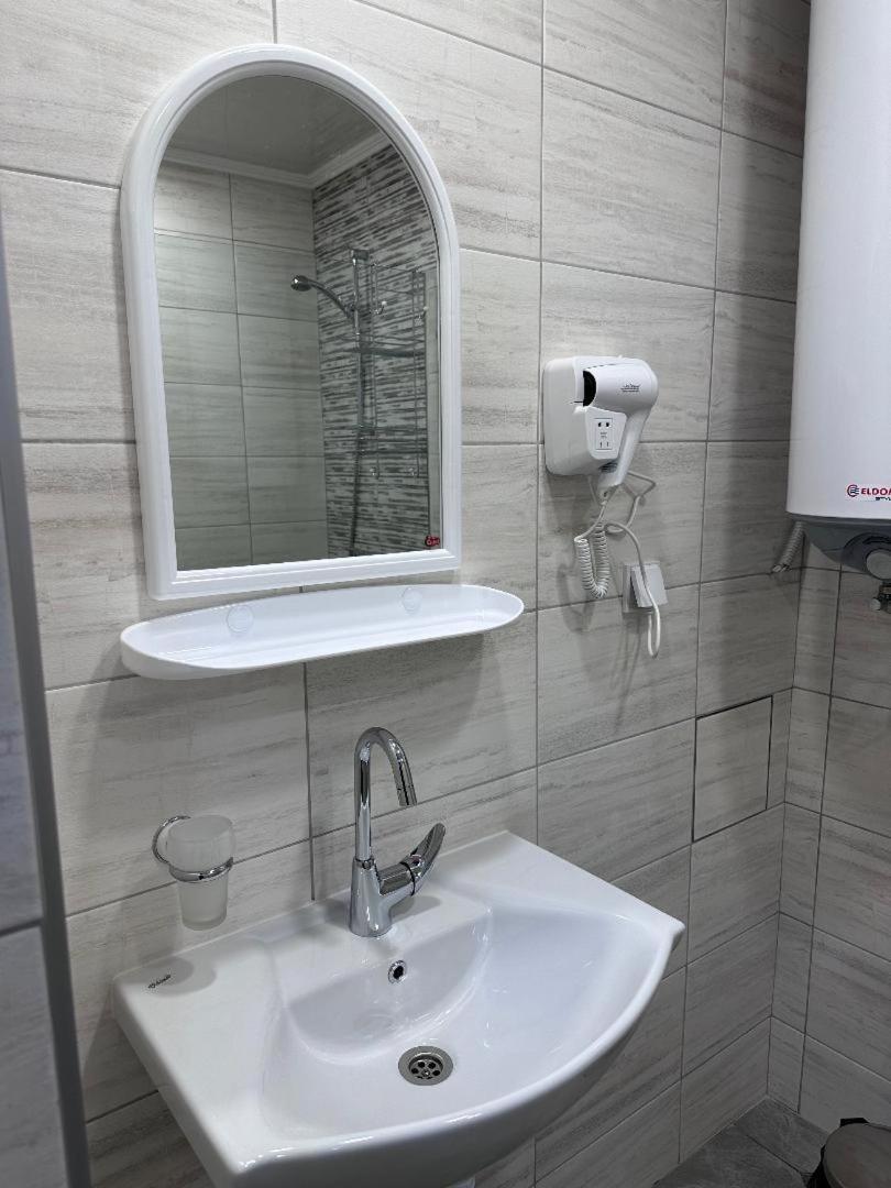Студио Комфорт Бургас Център Luaran gambar